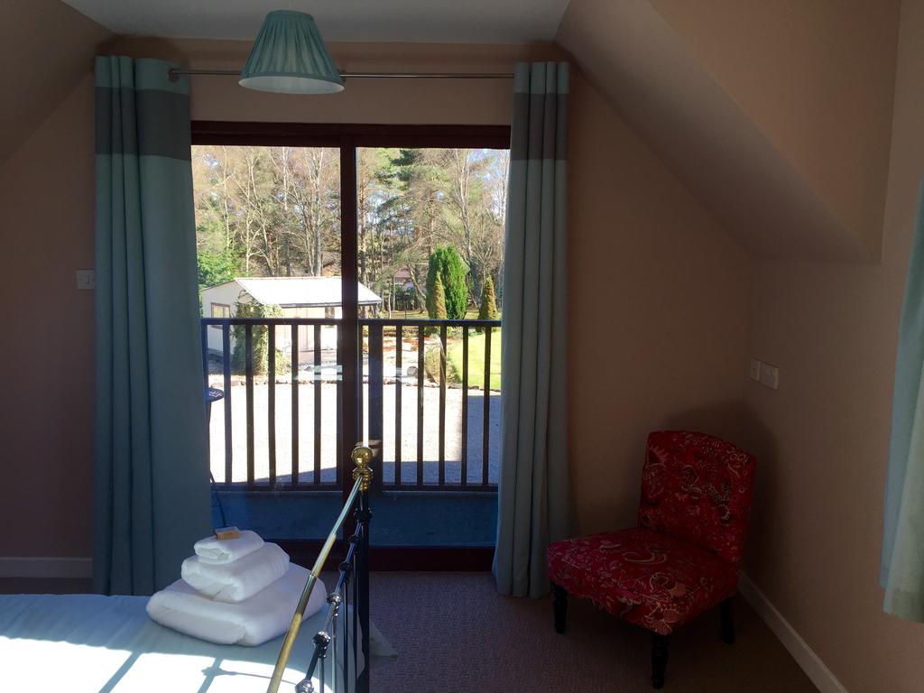 Birchwood Cottage Knockbain Rom bilde